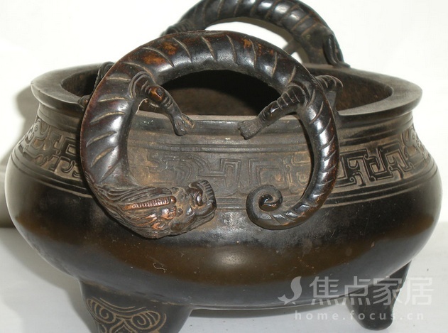 水果商用假香蕉藏毒品 警方“藏宝图”协助定位‘熊猫体育公司’(图2) 熊猫体育公司