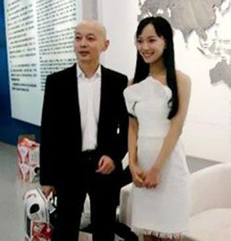 水果商用假香蕉藏毒品 警方“藏宝图”协助定位‘熊猫体育公司’(图1) 熊猫体育