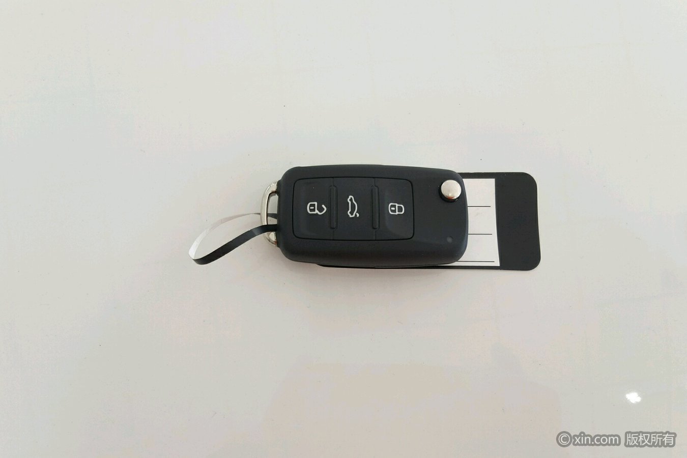 苏联传奇间谍巴黎去世:不拿工资 死盯以色列26年【熊猫体育首页】(图2) 熊猫体育