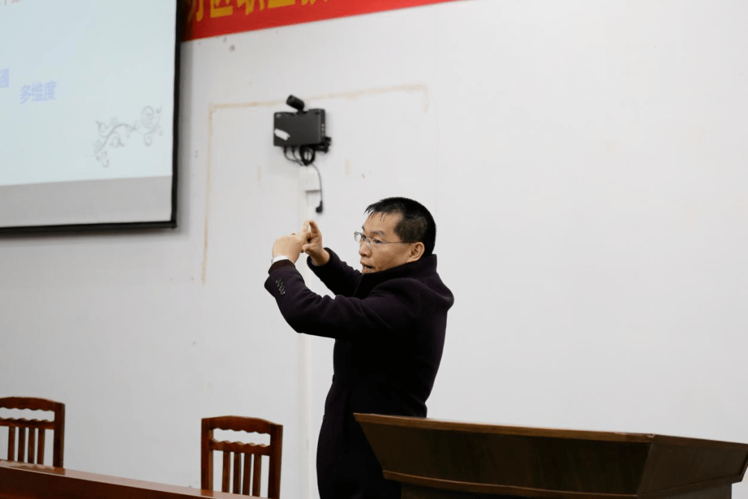 熊猫体育|
【学生干部培训班】系列一(图8)